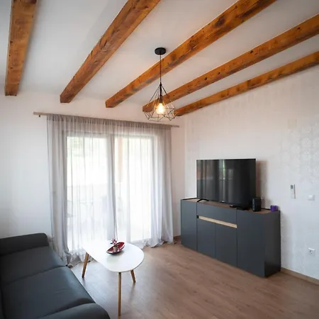 Appartamento Tvrdava Fortress *